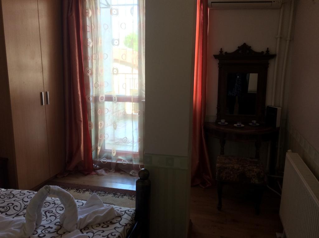 National Hotel Ruse Cameră foto